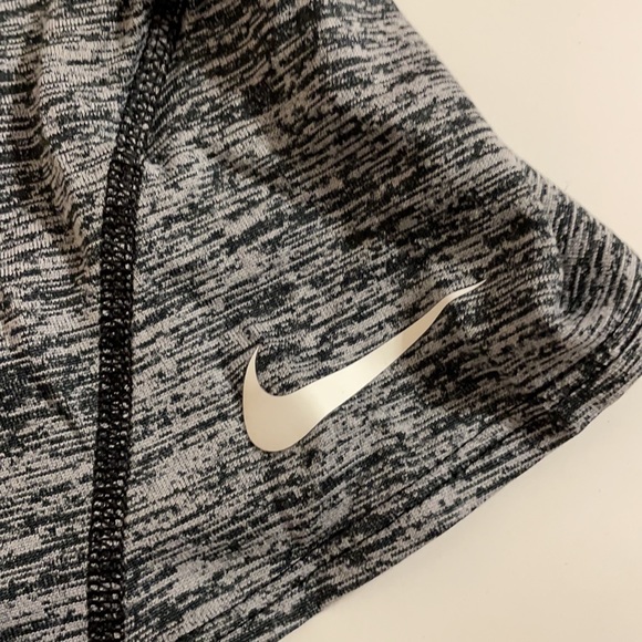 Nike Girls Tank - Picture 3 of 4